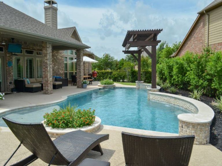 Pool Design Trends in Cypress | Houston Pool Builder